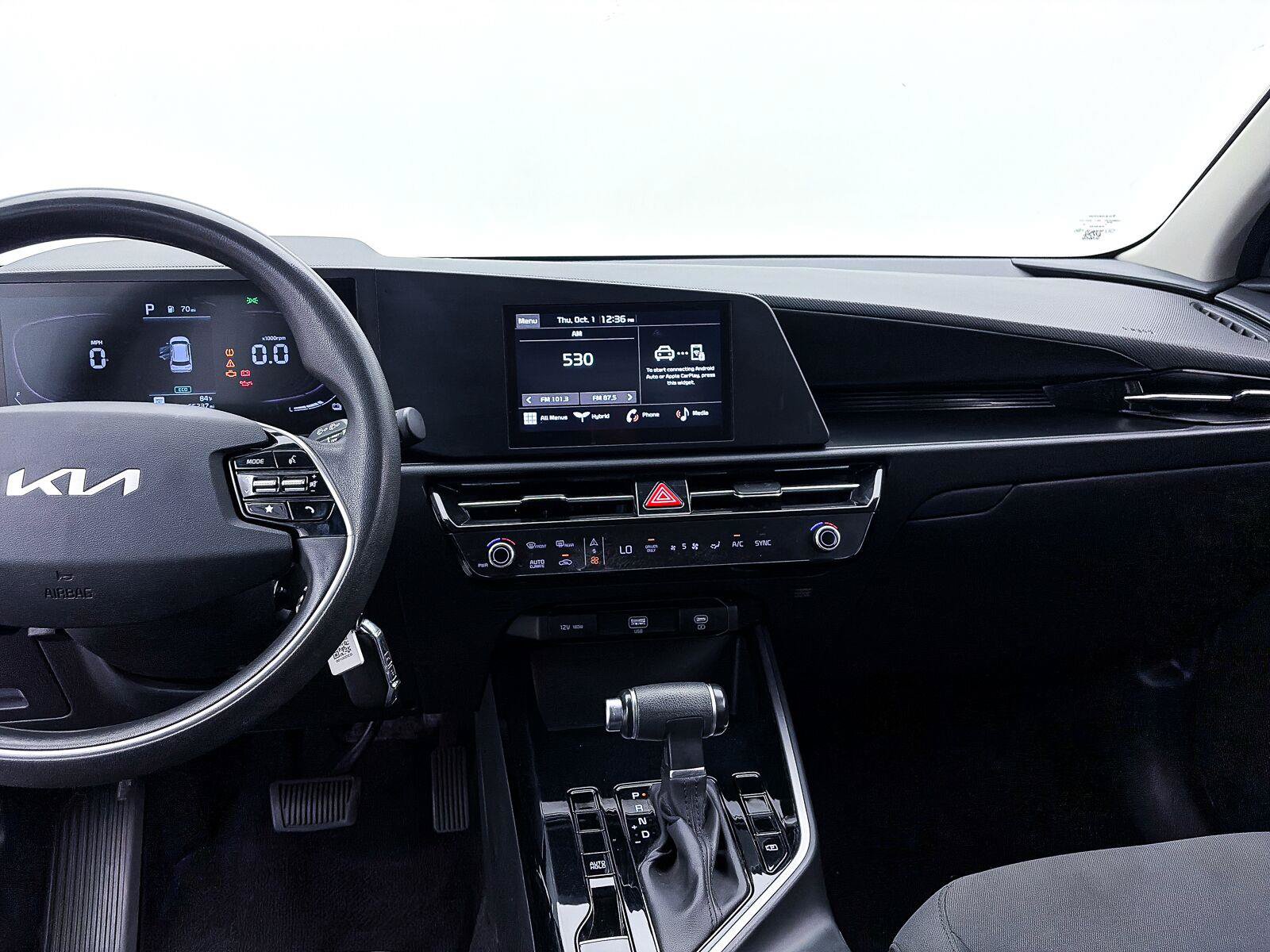 Used 2023 Kia Niro LX FWD image 8