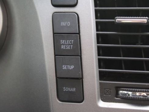 Used 2010 Toyota Sequoia Limited image 21