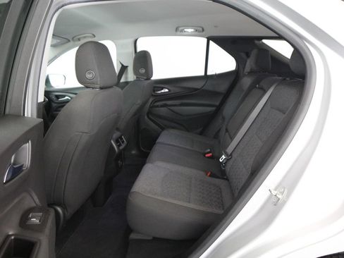 Used 2022 Chevrolet Equinox LT w/ Driver Convenience Package FWD image 36