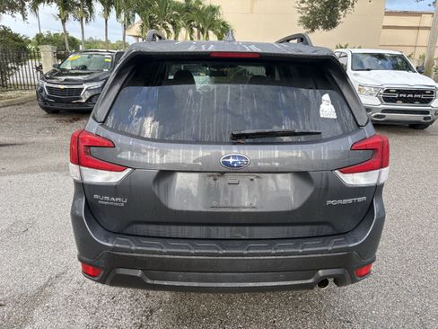 Used 2022 Subaru Forester Limited w/ Popular Package #3 AWD/4WD image 8