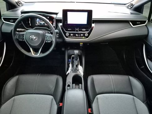 Used 2025 Toyota Corolla XSE image 15