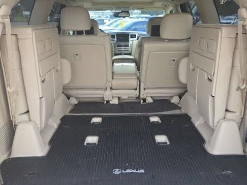 Used 2015 Lexus LX 570 4WD image 8