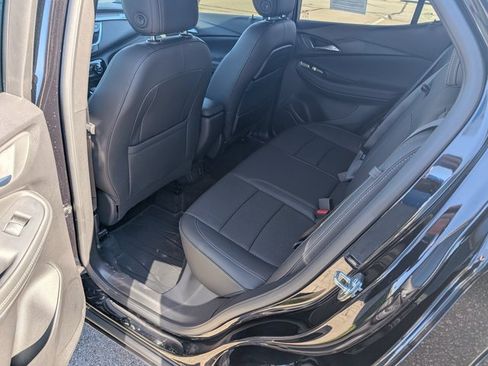 Used 2023 Buick Encore GX Essence w/ Experience Buick Package image 12