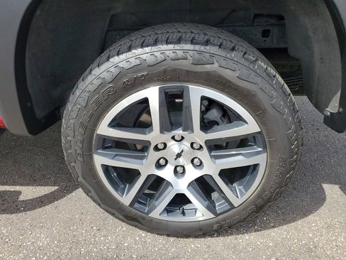 Used 2023 Chevrolet Colorado Z71 w/ Z71 Convenience Package 2 AWD/4WD image 32
