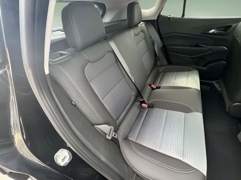 New 2025 Chevrolet Trax LT w/ LT Convenience Package image 25