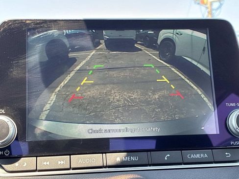 Certified 2023 Nissan Sentra SV FWD image 32