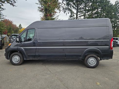 New 2026 RAM ProMaster 2500 w/ Convenience Group image 4