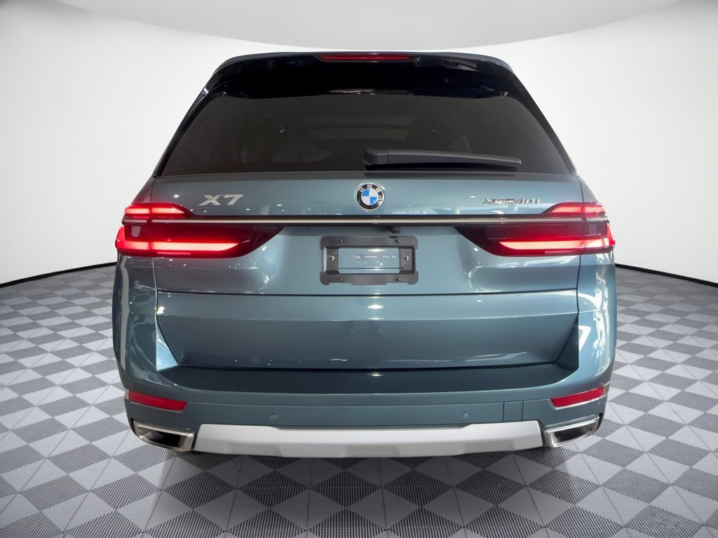 Certified 2025 BMW X7 xDrive40i AWD/4WD image 8