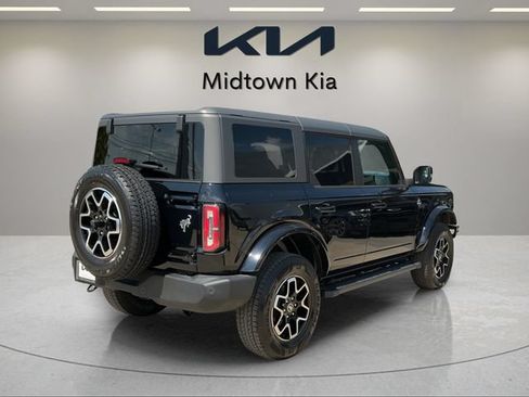 Used 2023 Ford Bronco Outer Banks AWD/4WD image 3