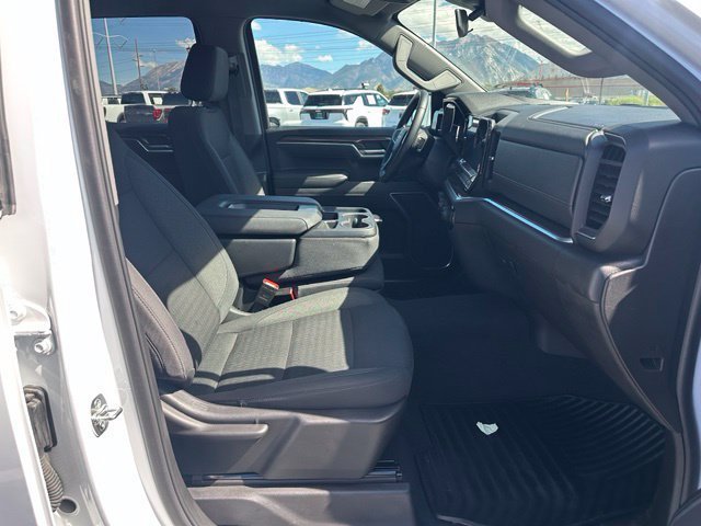 Certified 2026 Chevrolet Silverado 1500 LT AWD/4WD image 31