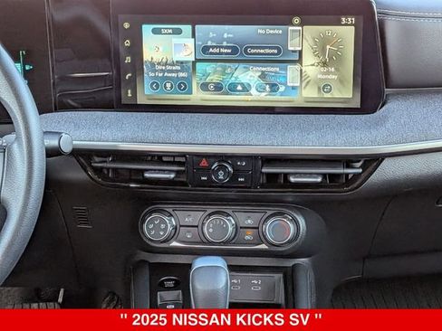 Certified 2025 Nissan Kicks SV AWD/4WD image 31