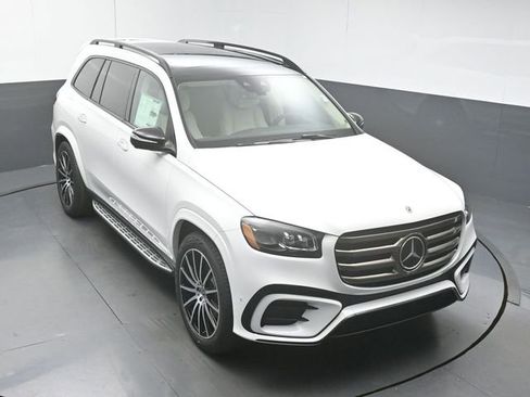 Used 2026 Mercedes-Benz GLS 450 4MATIC image 49