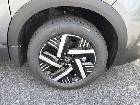 New 2026 Nissan Kicks SV w/ SV Premium Package FWD image 14