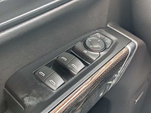 Used 2020 Chevrolet Silverado 1500 RST AWD/4WD image 27