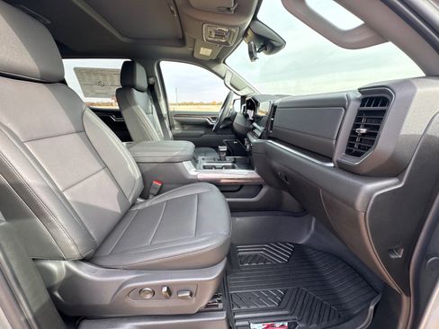 New 2026 Chevrolet Silverado 1500 LTZ w/ LTZ Premium Package image 17