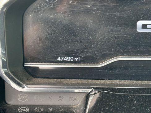 Used 2025 GMC Sierra 1500 SLT AWD/4WD image 14