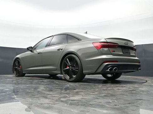 Used 2022 Audi S6 Premium Plus w/ S Sport Package AWD/4WD image 42