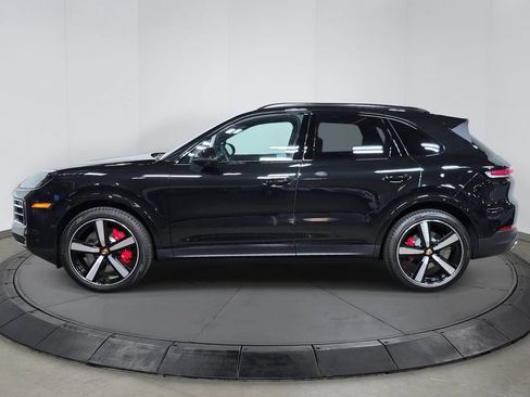 New 2026 Porsche Cayenne S AWD/4WD image 2