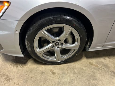 Used 2024 Audi A6 Premium Plus image 9