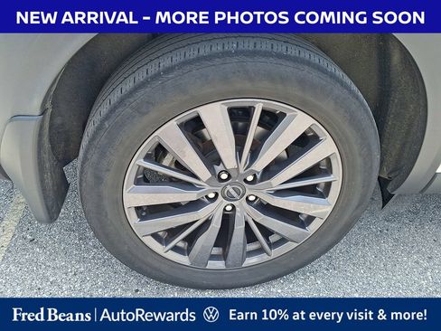 Used 2022 Nissan Pathfinder SL w/ SL Premium Package AWD/4WD image 9