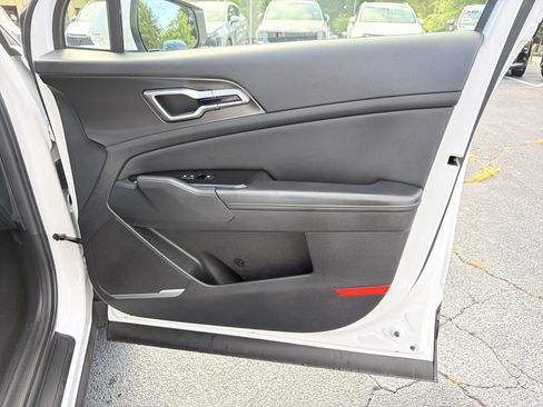 Used 2023 Kia Sportage EX FWD image 13