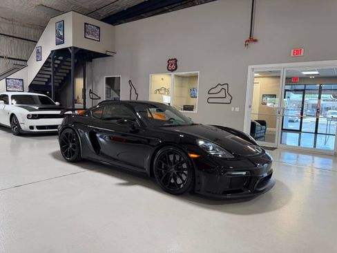 Used 2020 Porsche 718 Cayman GT4 RWD image 60