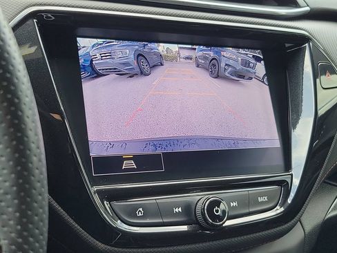 Used 2021 Chevrolet TrailBlazer RS w/ Sun and Liftgate Package FWD image 32