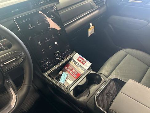 New 2026 GMC Terrain AT4 w/ Convenience Package III image 22