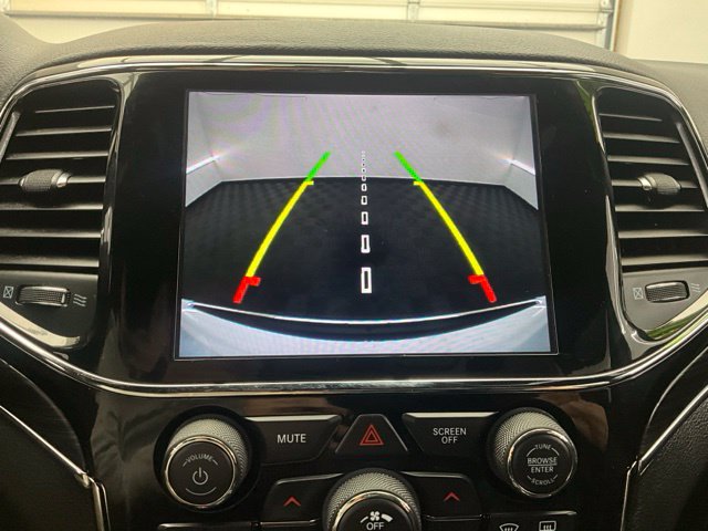 Used 2019 Jeep Grand Cherokee Limited AWD/4WD image 5