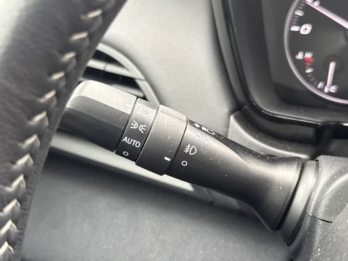 Certified 2025 Subaru Outback Premium image 17