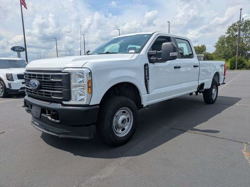 Used 2024 Ford F250 XL AWD/4WD image 8