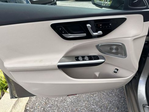 Used 2024 Mercedes-Benz C 300 Sedan image 19