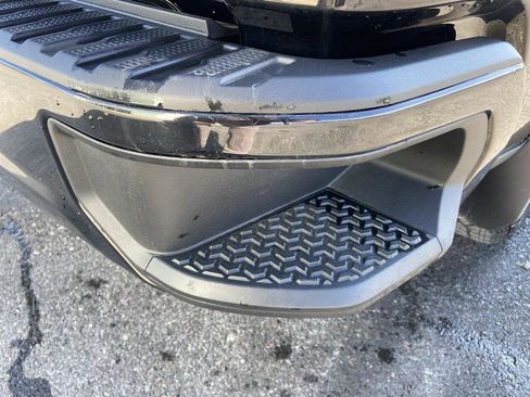 Used 2023 Chevrolet Silverado 1500 Custom image 12