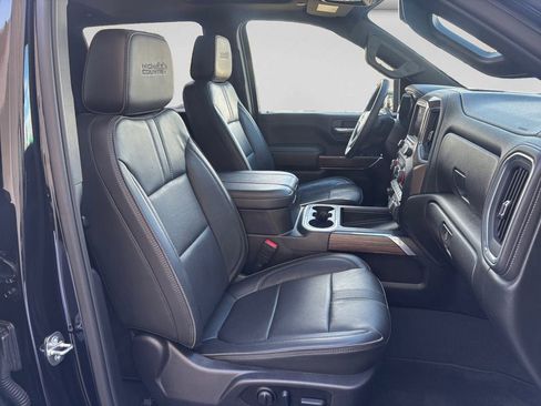 Used 2023 Chevrolet Silverado 2500 High Country w/ Z71 Off-Road Package image 15