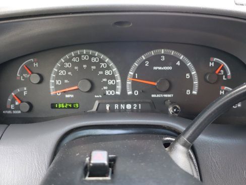 Used 1999 Ford F150 XLT AWD/4WD image 33