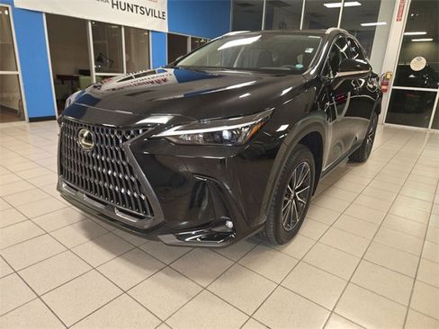 Used 2022 Lexus NX 250 FWD w/ Premium Package image 4