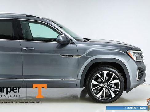 Used 2024 Volkswagen Atlas SEL Premium R-Line AWD/4WD image 52