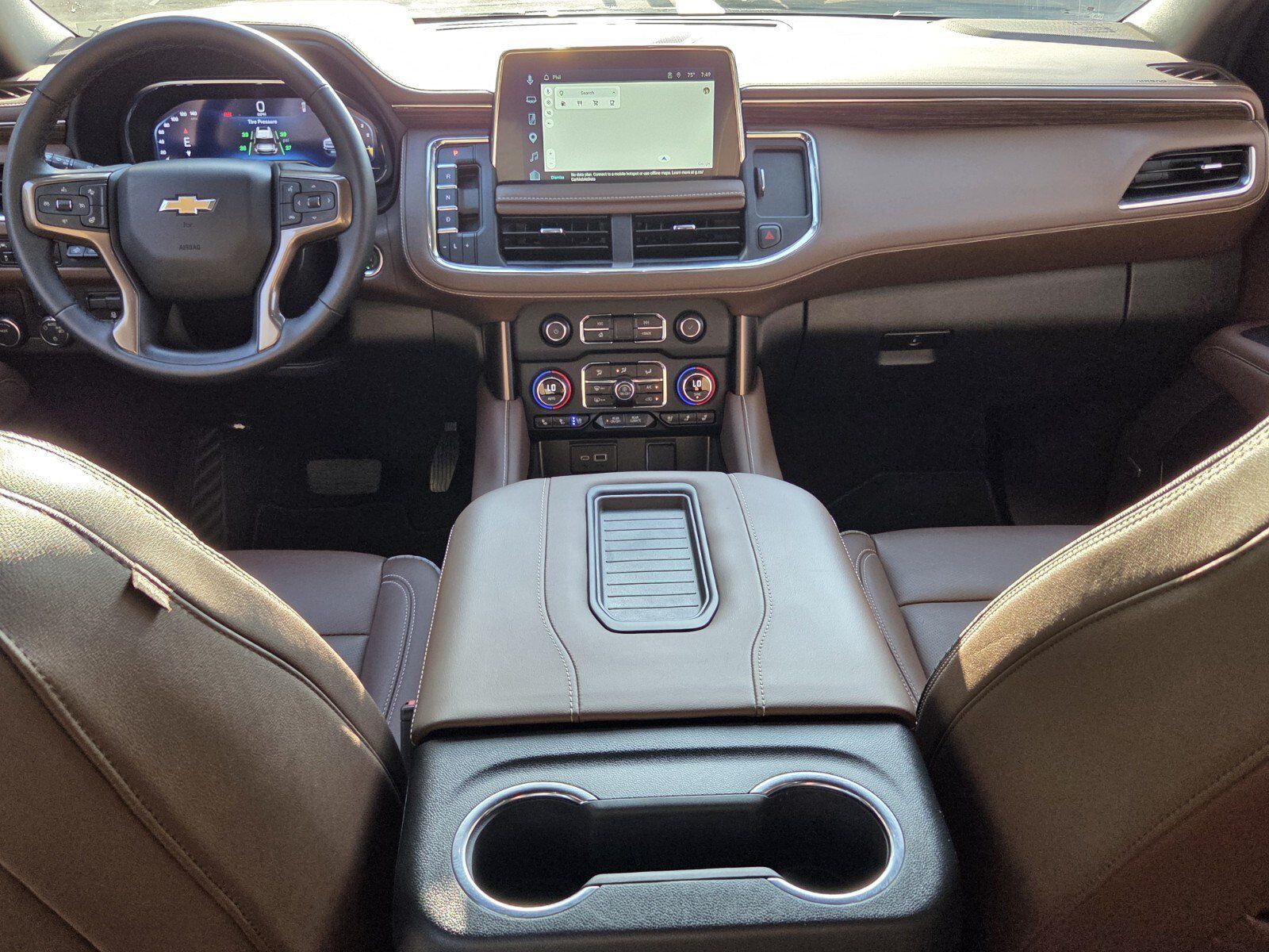 Certified 2024 Chevrolet Suburban High Country w/ Premium Package RWD image 16