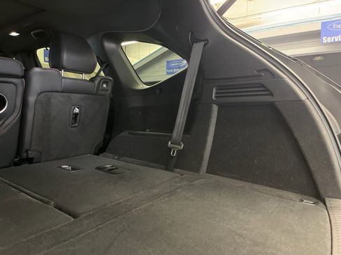 Used 2025 Acura MDX A-Spec image 41