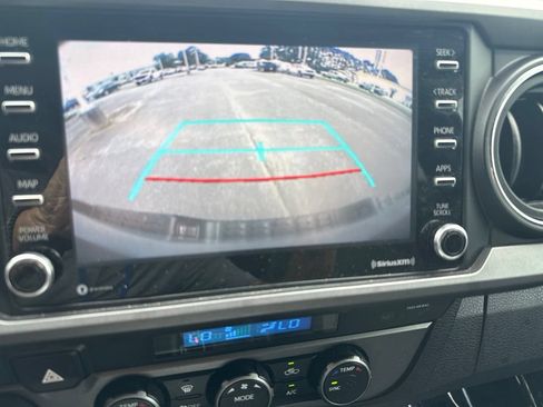 Used 2021 Toyota Tacoma TRD Sport AWD/4WD image 8