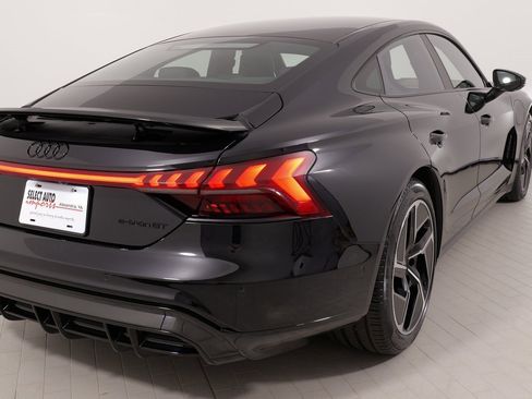 Used 2024 Audi RS e-tron GT w/ Carbon Performance Package image 13
