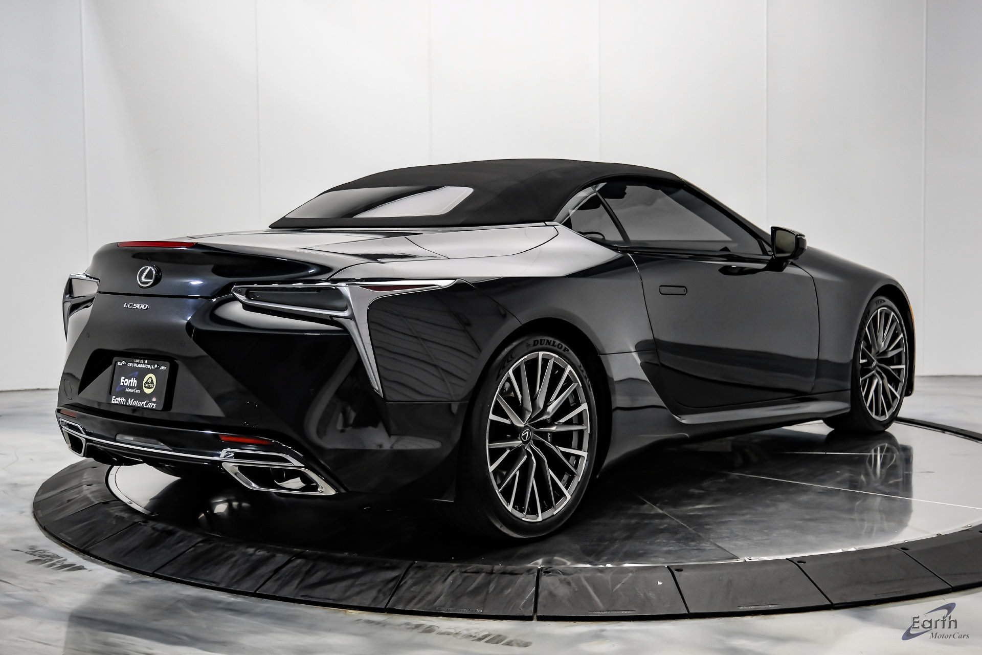 Used 2024 Lexus LC 500 Convertible w/ Touring Package RWD image 17
