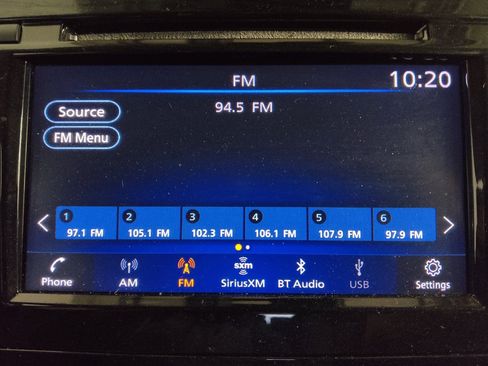 Used 2020 Nissan Rogue SV AWD/4WD image 25