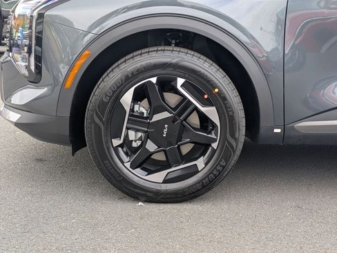 New 2026 Kia Sportage S AWD/4WD image 8