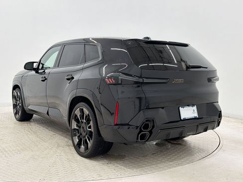 Used 2023 BMW XM AWD/4WD image 3