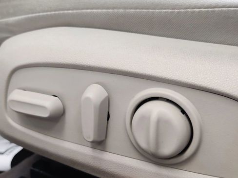 Used 2018 Buick LaCrosse Essence w/ Sights and Sounds Package image 24