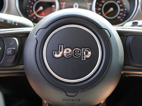 Used 2023 Jeep Wrangler Unlimited Sport AWD/4WD image 25