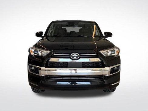 Used 2021 Toyota 4Runner Limited AWD/4WD image 5