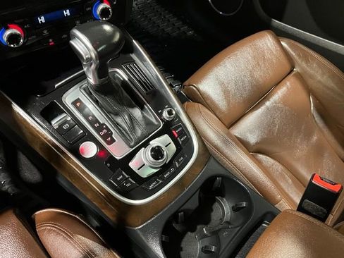 Used 2016 Audi Q5 2.0T Premium Plus w/ Technology Package image 18