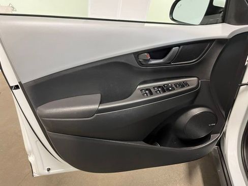 Used 2020 Hyundai Kona SEL Plus image 20